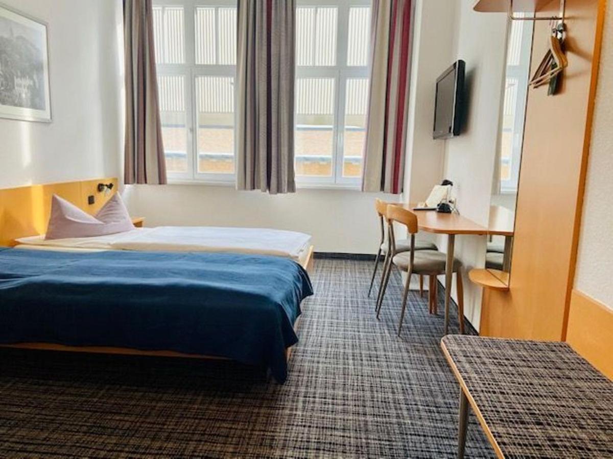 City Hotel Эйзенах Экстерьер фото