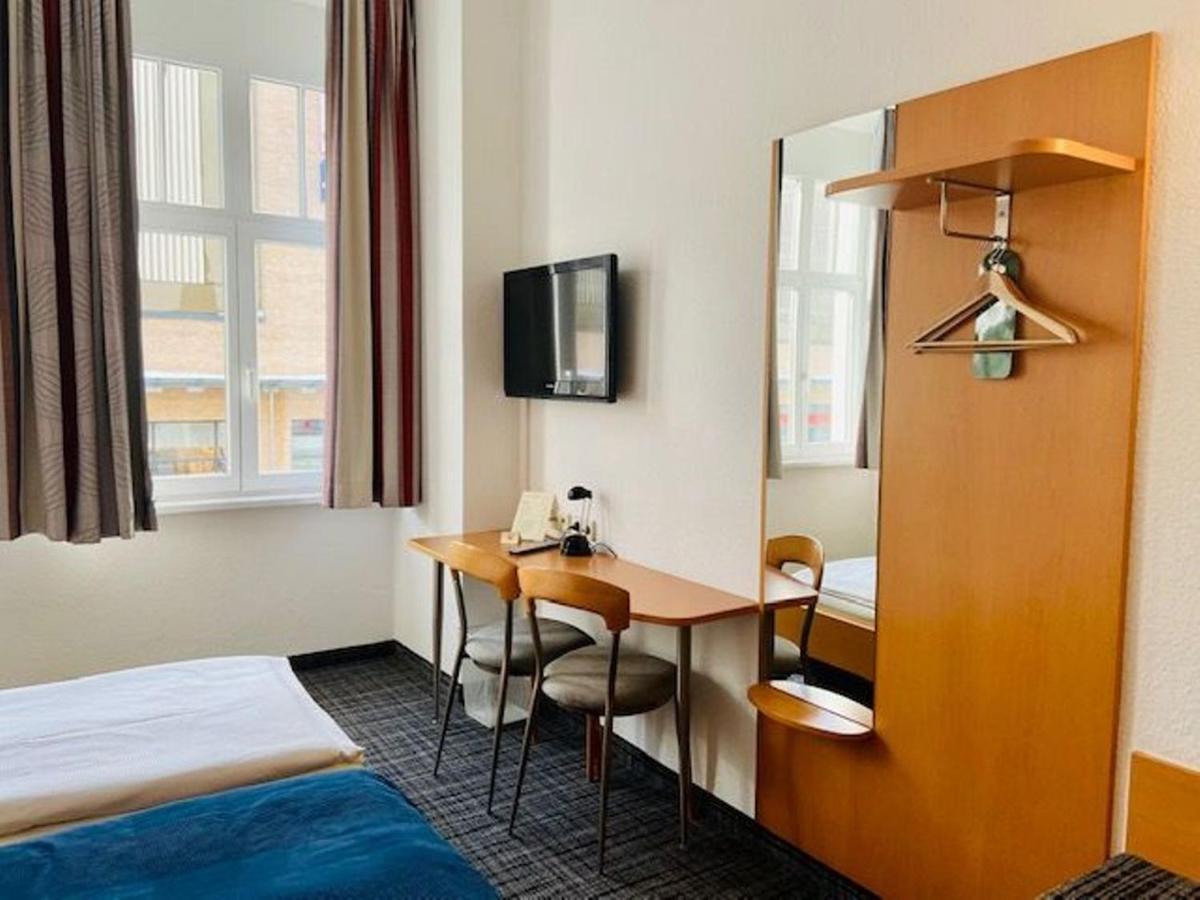City Hotel Эйзенах Экстерьер фото