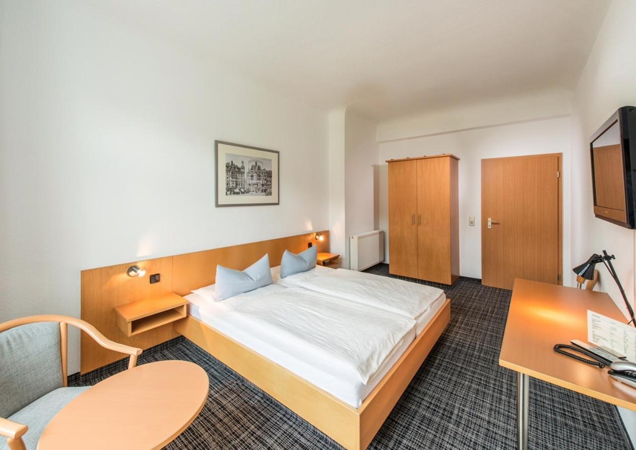 City Hotel Эйзенах Экстерьер фото